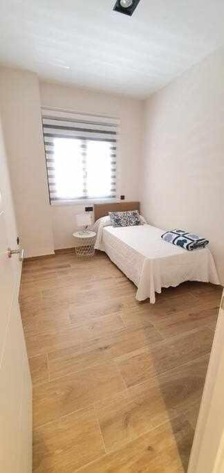 Ferienwohnung Estupendo Piso Nuevo En Playa Victoria Cádiz Exterior foto
